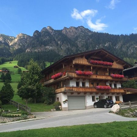Alpbacher Appartementhaus Johannes Esterno foto