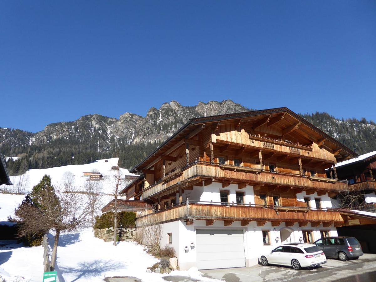 Alpbacher Appartementhaus Johannes Esterno foto
