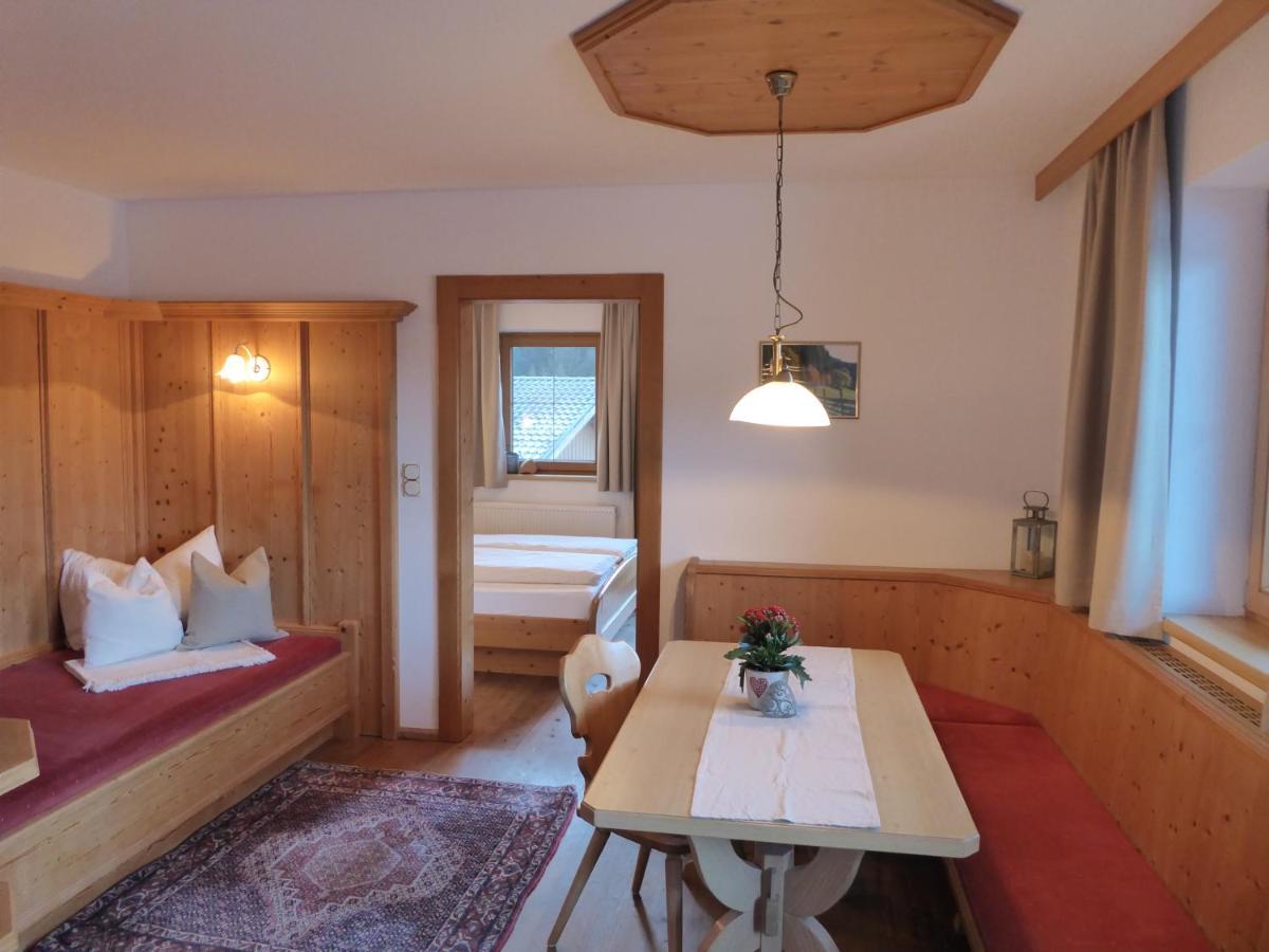Alpbacher Appartementhaus Johannes Esterno foto