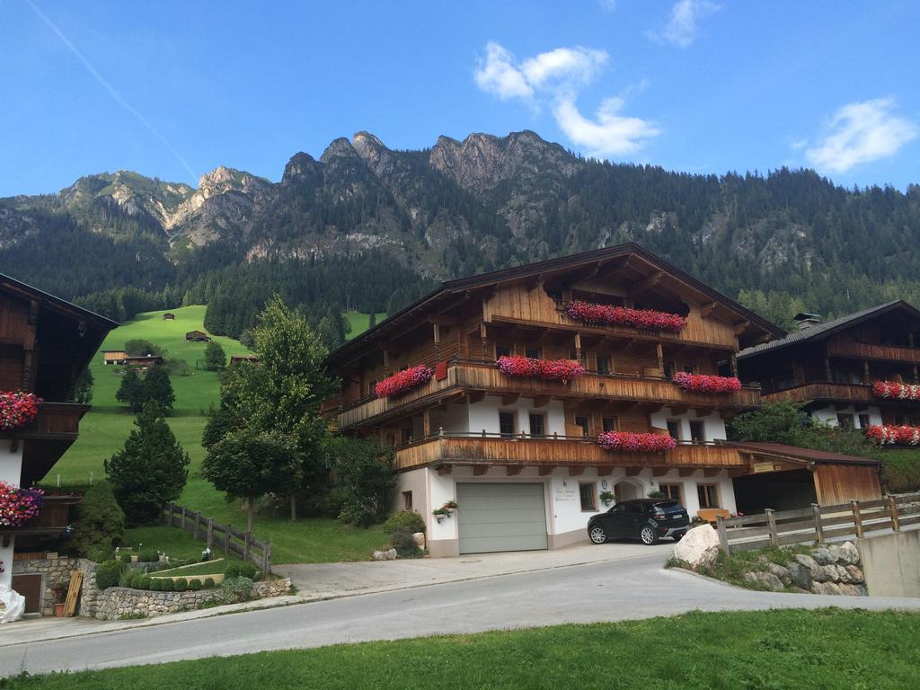 Alpbacher Appartementhaus Johannes Esterno foto